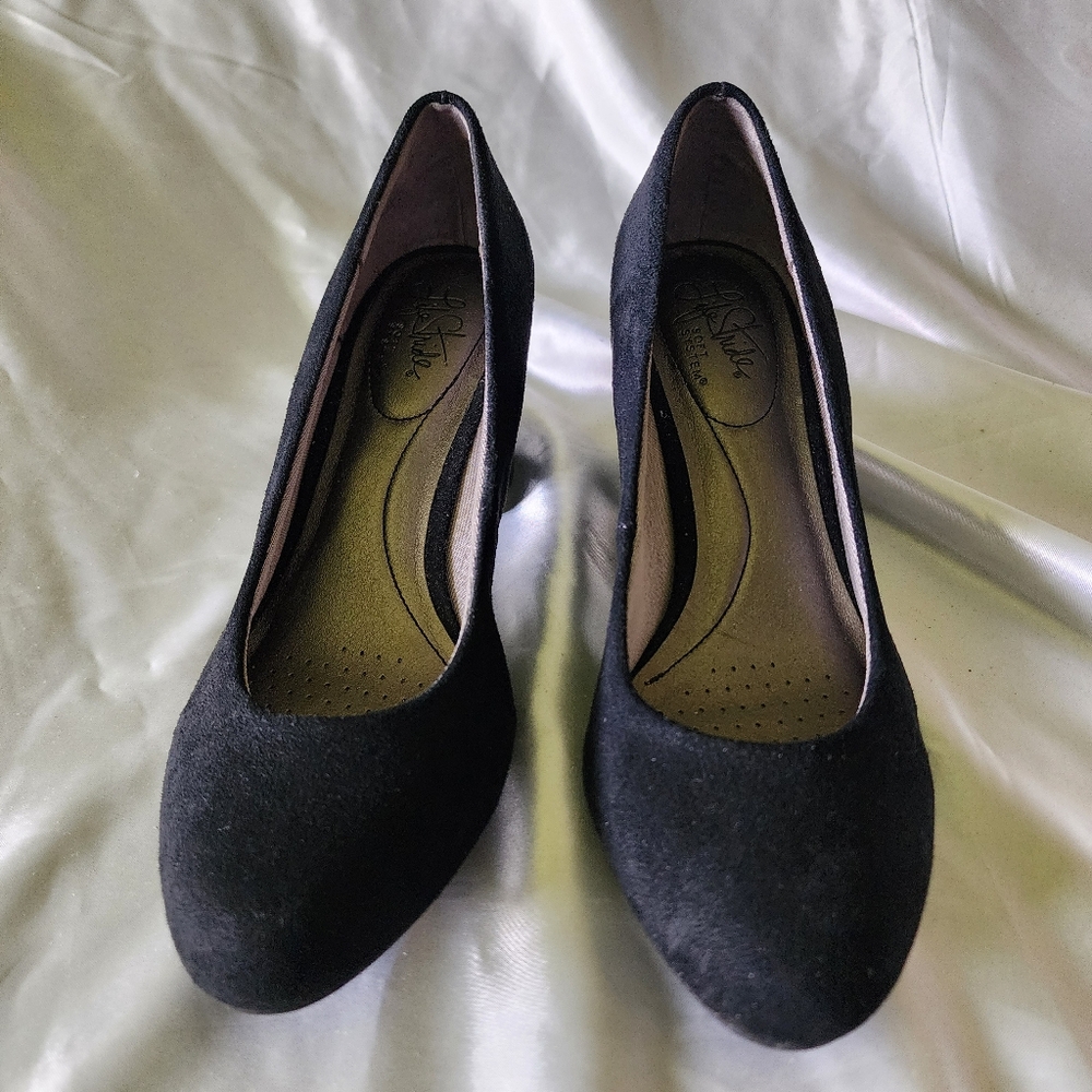 Life Stride Suede Black Women's Heels